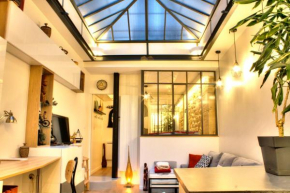 Former art studio under glass roof in Strasbourg St-Denis Paris Welkeys